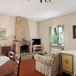 Emma E Adele House Apartment