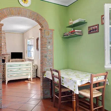 Emma E Adele House شقة *